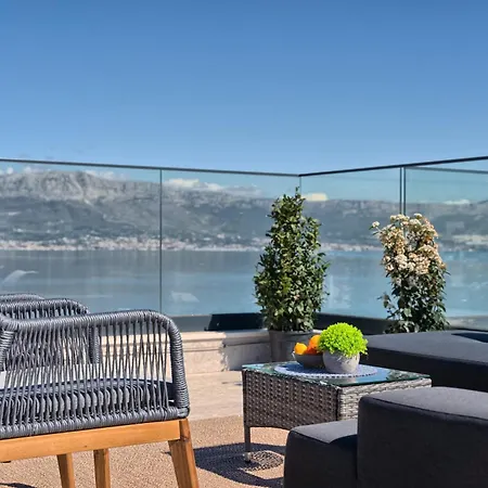 Angie'S Rooftop Apartment Slatine Exteriér fotografie